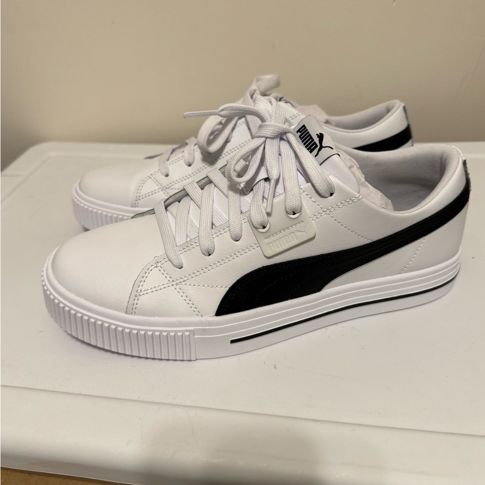 *NEW* Puma Men's sneakers size 9.5